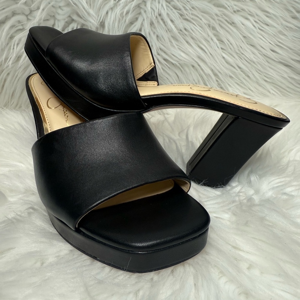Jessica Simpson- Women's Elyzza Slip-On Slide Dress Sandals